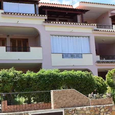 Apartment Romy By La Via Del Mare Viaggi E Vacanze